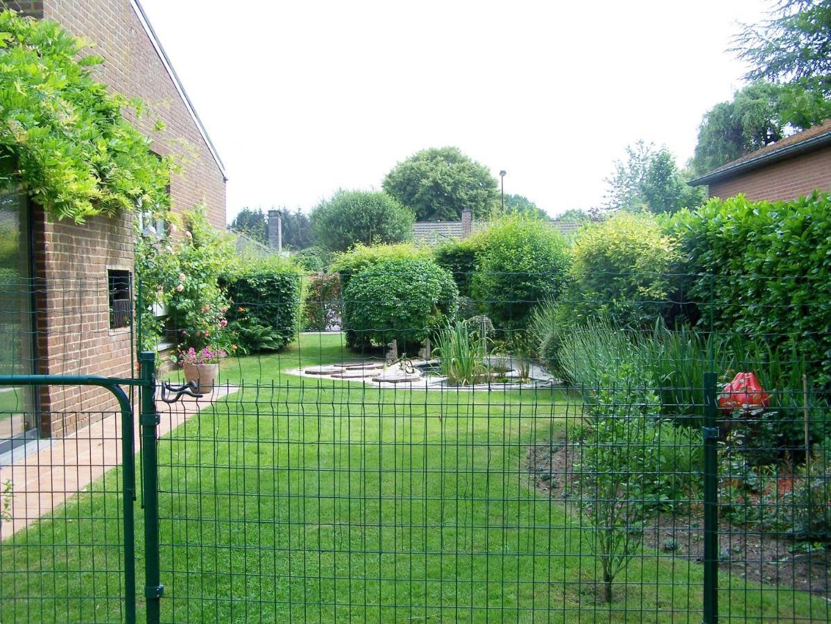 Les Chambourlettes Mons Exterior foto